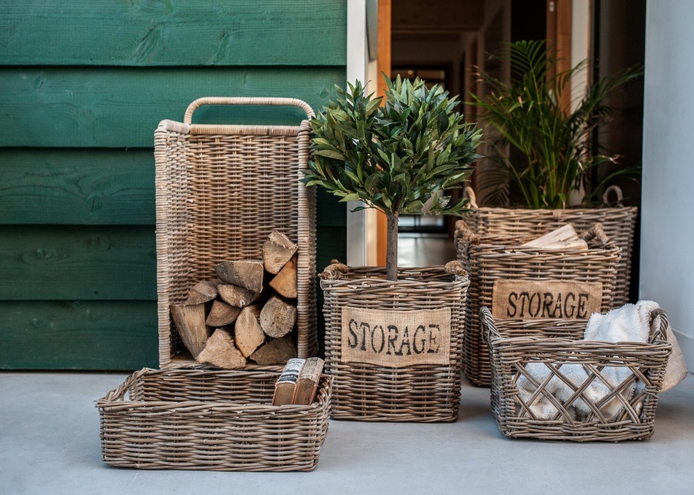 rotan hout/ tuinmanden